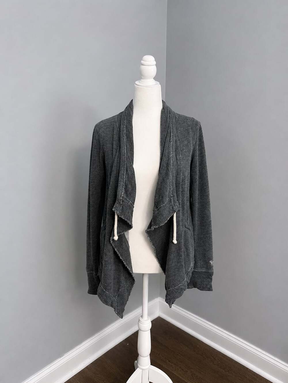Abercrombie & Fitch Drape Front Raw Edge Cardigan Sweater
